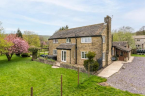 Malham Wellbeing 4-bed Retreat With Hot Tub